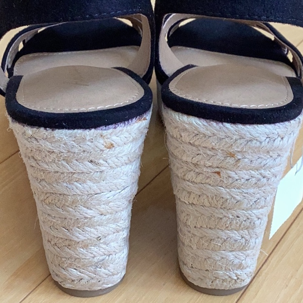 American Eagle by Payless, black fabric espadrille, open toe wedges. Women’s 10 - Picture 6 of 16